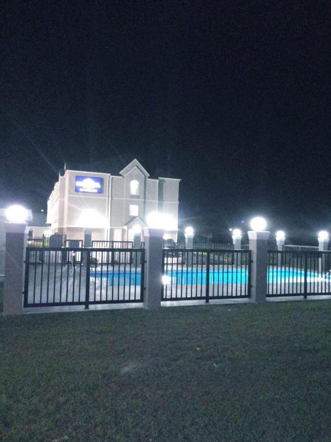 Microtel Inn & Suites By Wyndham Camp Lejeune/Jacksonville Esterno foto