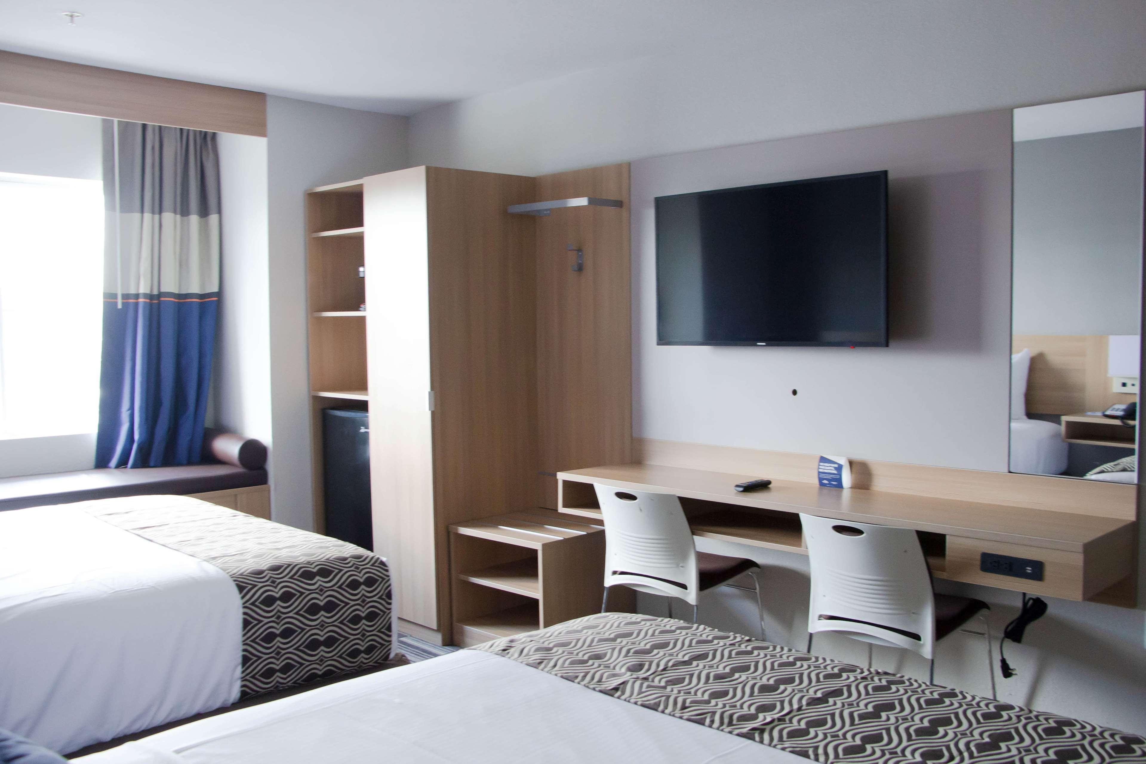 Microtel Inn & Suites By Wyndham Camp Lejeune/Jacksonville Esterno foto